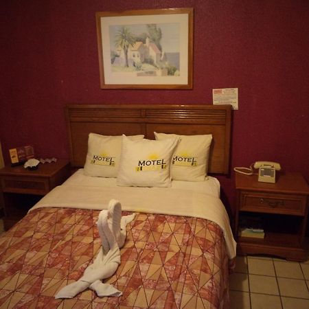 Hotel Diaz Тіхуана Екстер'єр фото