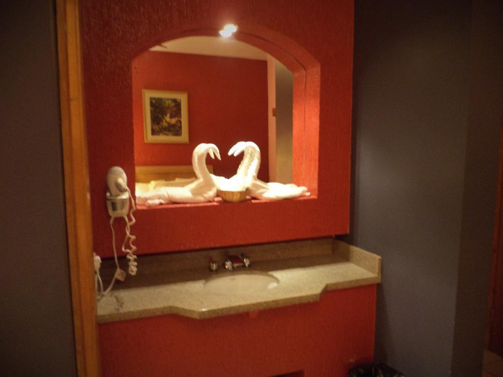 Hotel Diaz Тіхуана Номер фото