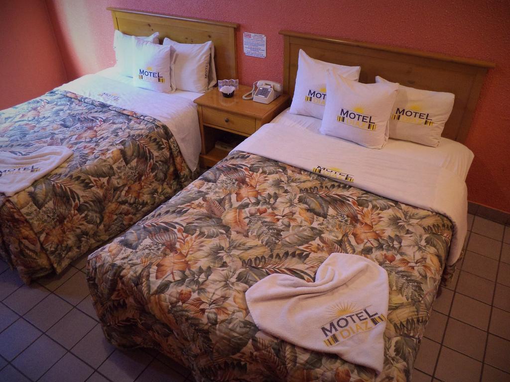 Hotel Diaz Тіхуана Номер фото