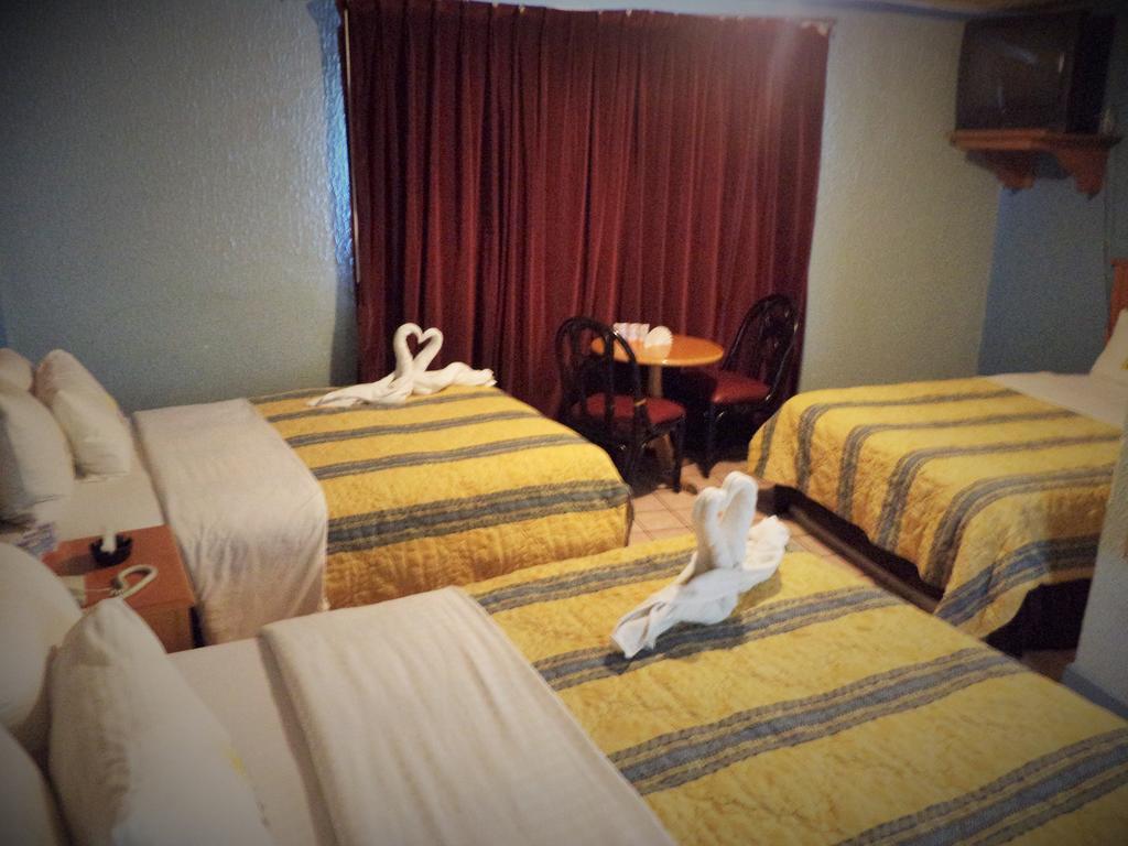 Hotel Diaz Тіхуана Номер фото